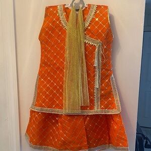 Orange and Gold 3 piece with attachable sleeves NWOT